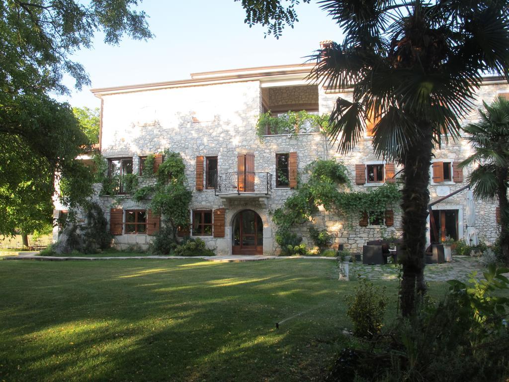 Villa Castello Rausch Valkarin Exterior photo